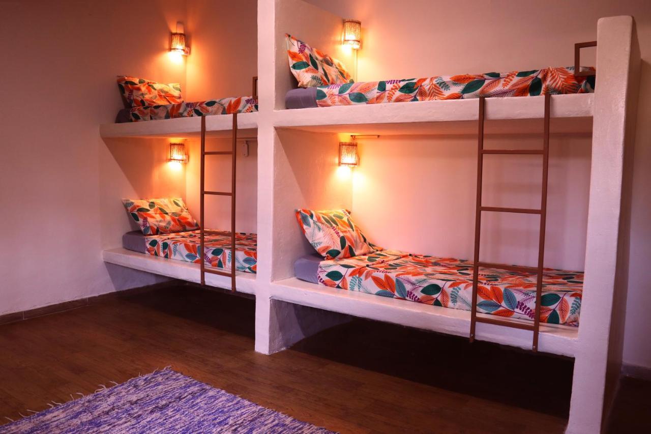 Santo Hostel ปอร์โตเซกูโร ภายนอก รูปภาพ