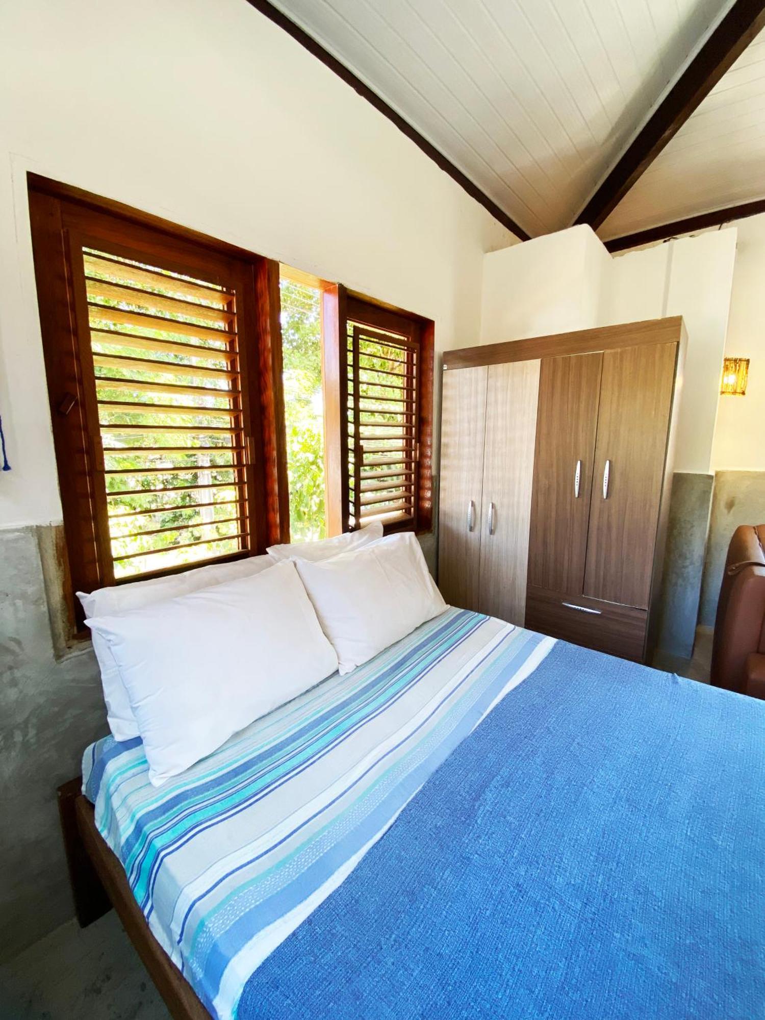 Santo Hostel ปอร์โตเซกูโร ภายนอก รูปภาพ